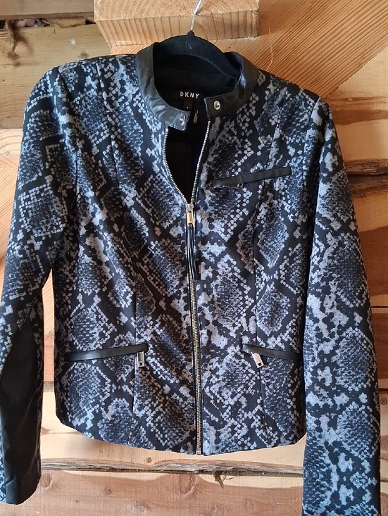 Dkny Jackets & Blazers - NWOT Womens DKNY Black and Gray Snake-Print Zip Jacket Faux Leather Trim